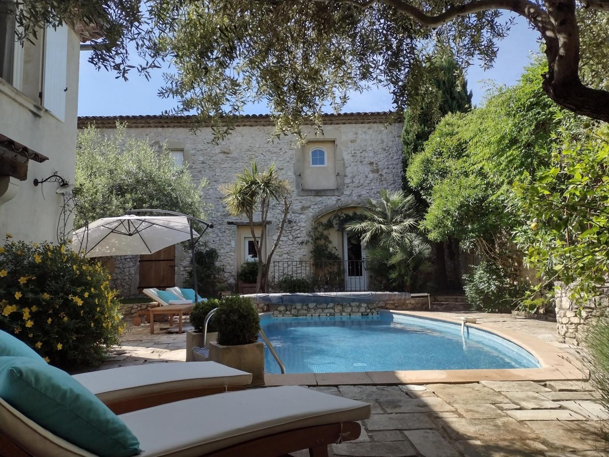 La Maison Des Autres, Piscine Chauffee, Chambres D'Hotes Proches Uzes, Nimes, Pont Du Gard Saint-Genies-de-Malgoires ภายนอก รูปภาพ